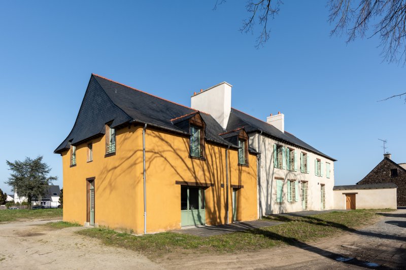 Réhabilitation traditionnelle de bâtiments anciens en 4 logements communaux